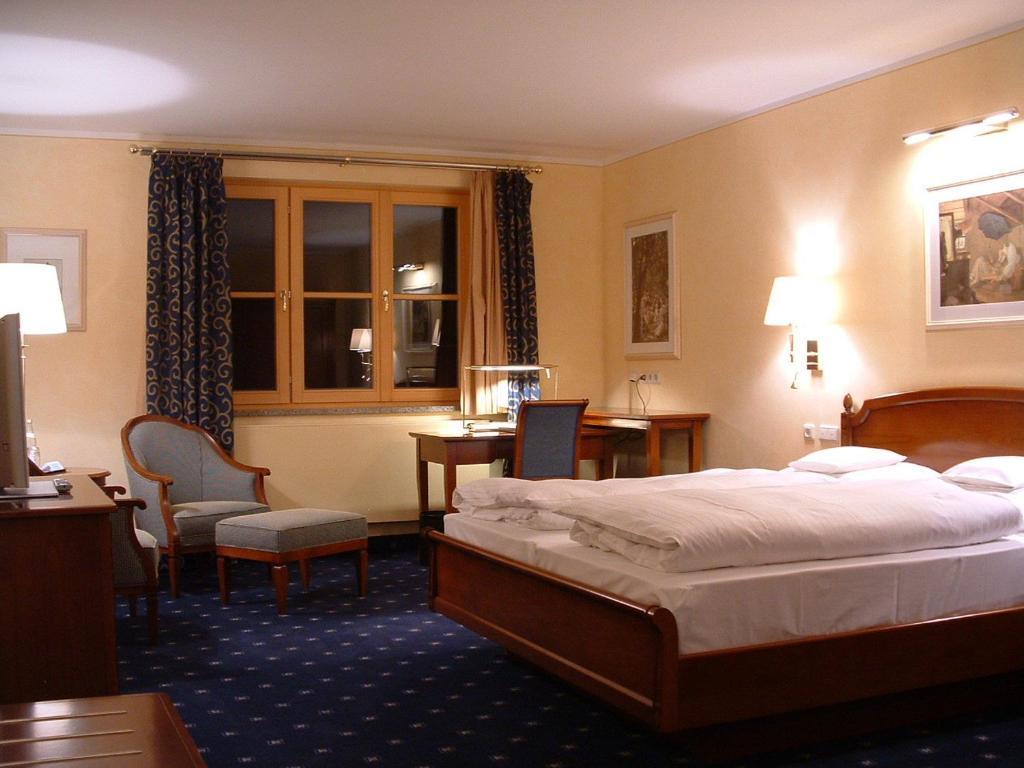Altstadthotel Braeuwirt 魏登 客房 照片