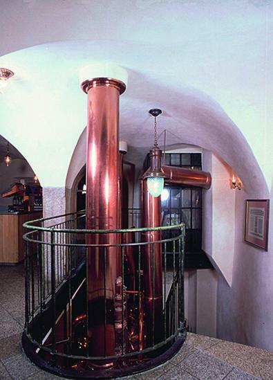Altstadthotel Braeuwirt 魏登 外观 照片